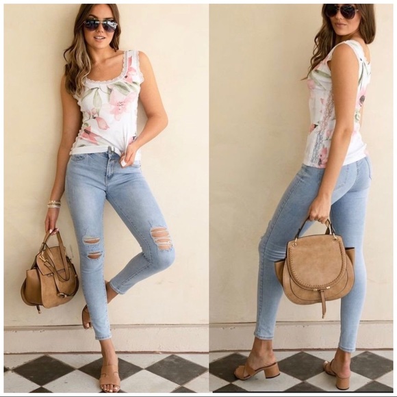 SOLD ‼️WHITE & PASTEL FLORAL TANK w/SIDE LACE PANELS - Picture 5 of 6